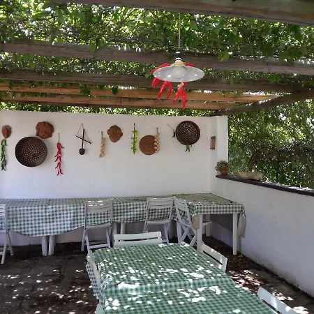 Casal Del Borgo, An Old Surrounded By Greenery And A Few Steps From The Village. Holiday home Ostuni